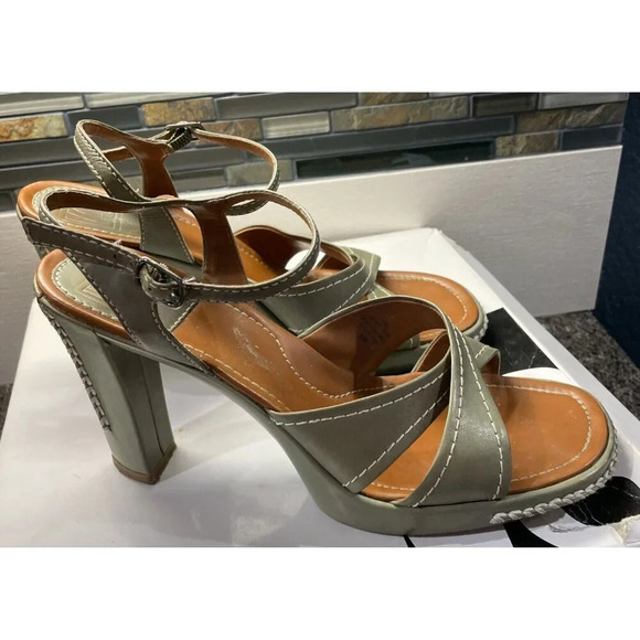 Victoria's Secret Size 8.5 B Tamika Celedon Native Calf Green Heels Sandals - Picture 4 of 9